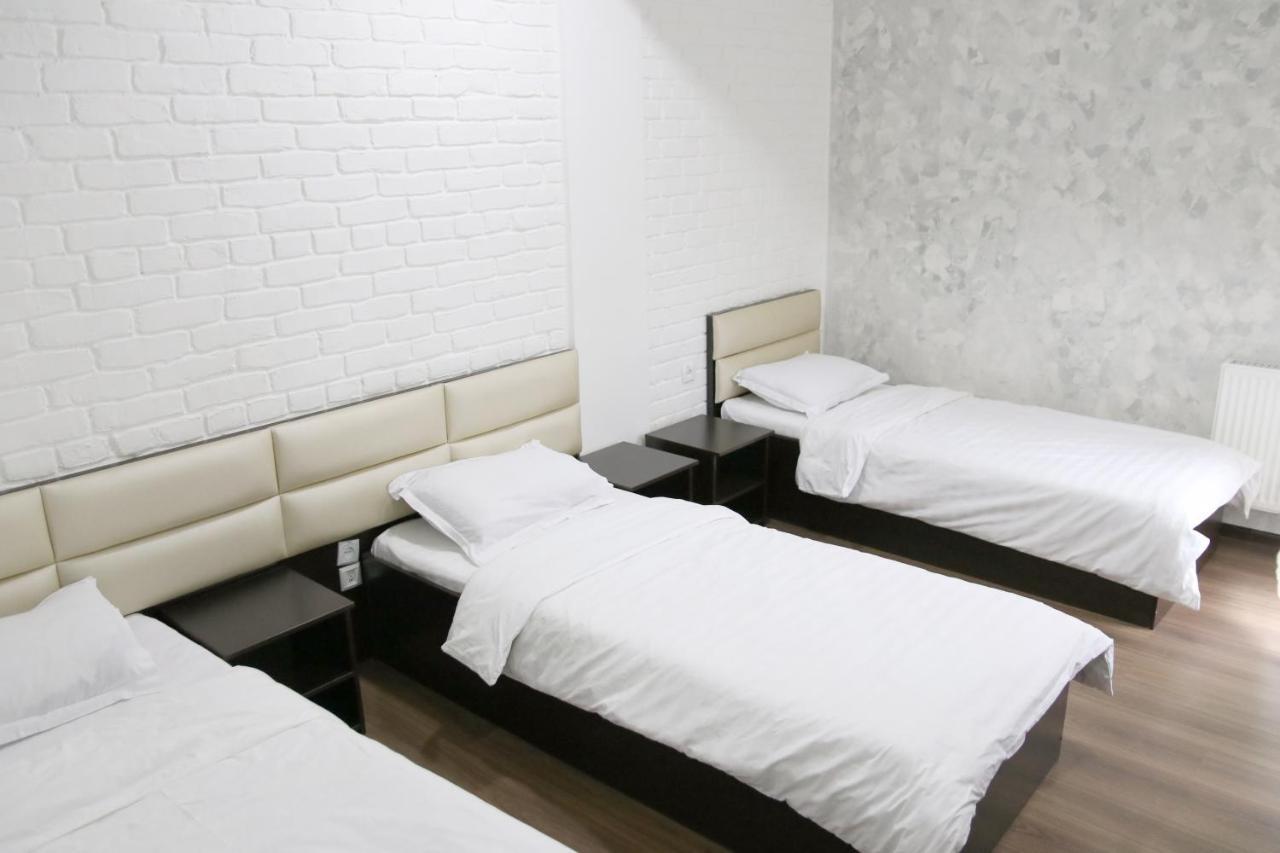 Orion Hotel Tasjkent Buitenkant foto