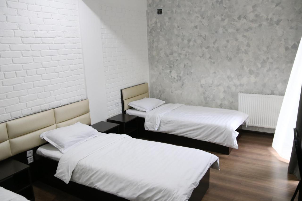 Orion Hotel Tasjkent Buitenkant foto