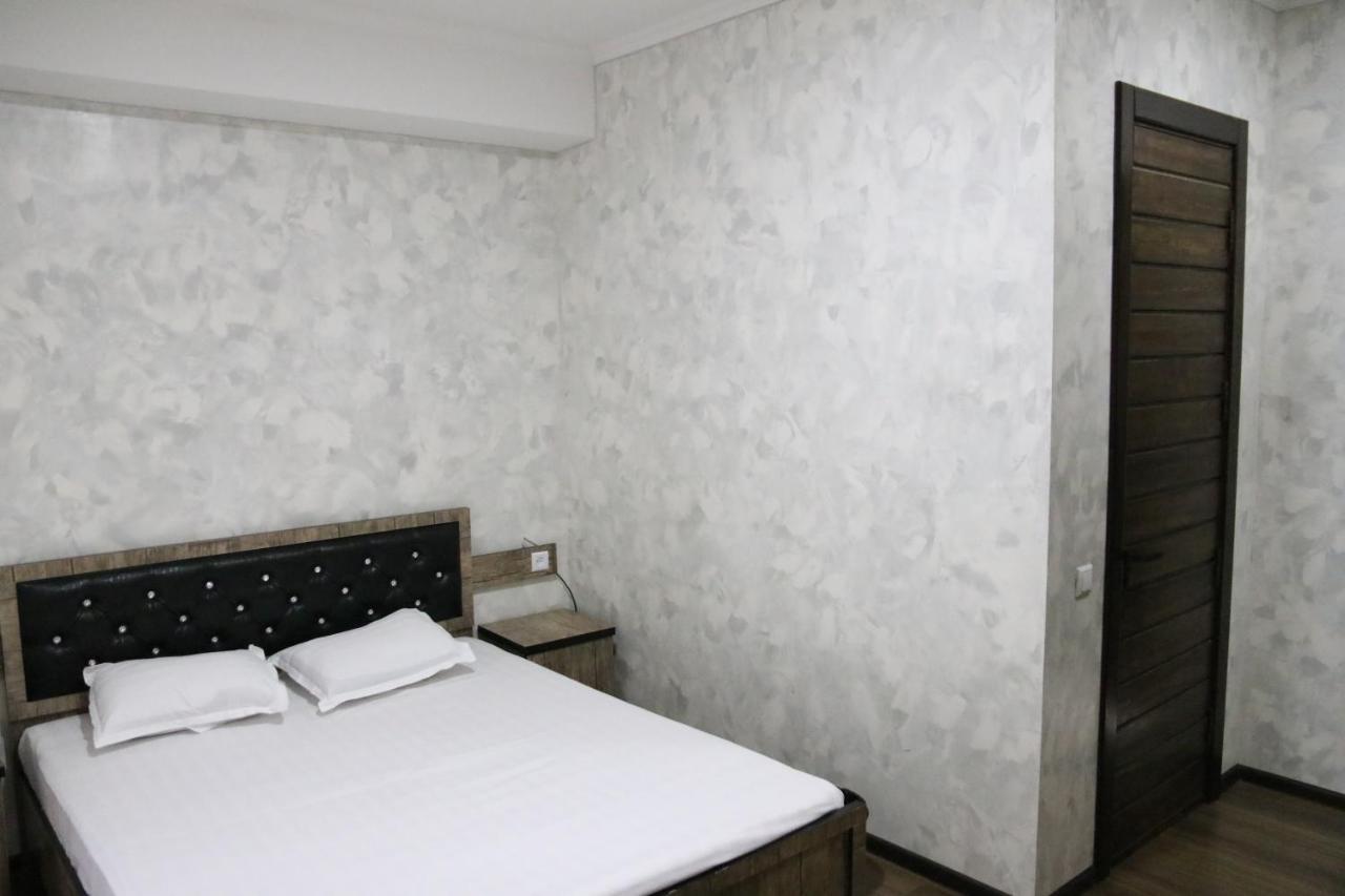 Orion Hotel Tasjkent Buitenkant foto